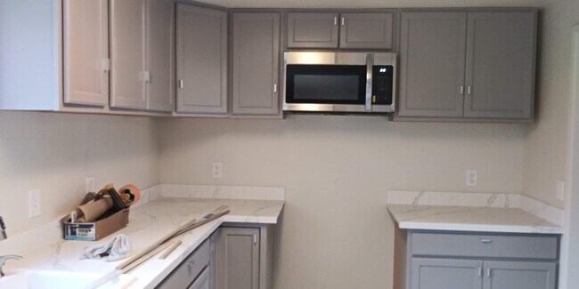 Foto del edificio - 326 Ryegate Ct