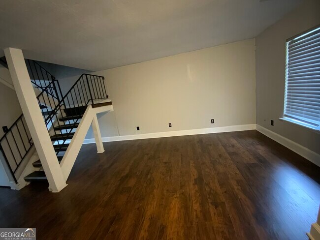 Building Photo - 2753 Whitewater Ct