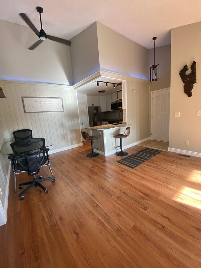 Foto del edificio - 7891 Allison Way