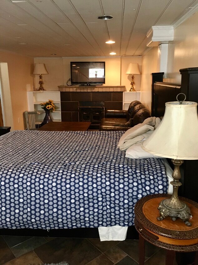 Foto principal - 911 Somerset Dr