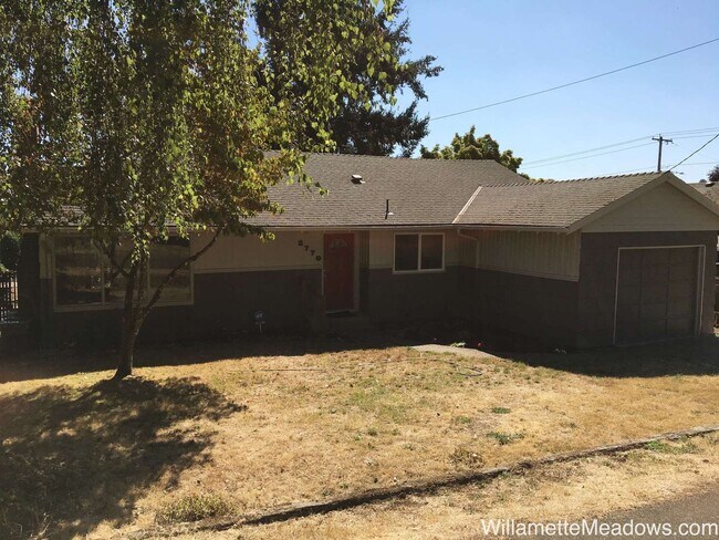 Foto del edificio - Charming Updated 3 Bedroom Home with A/C, Garage & Fenced Backyard in South Salem