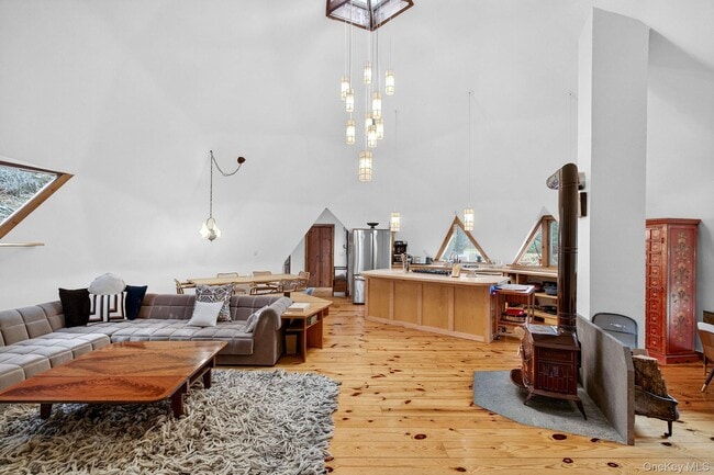 Foto del edificio - 106 Mountain Laurel Ln