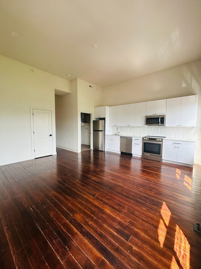 Foto del edificio - Historic Modern Apartment