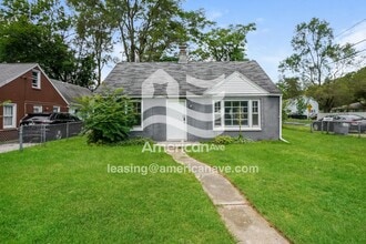 Building Photo - 5085 Adella St