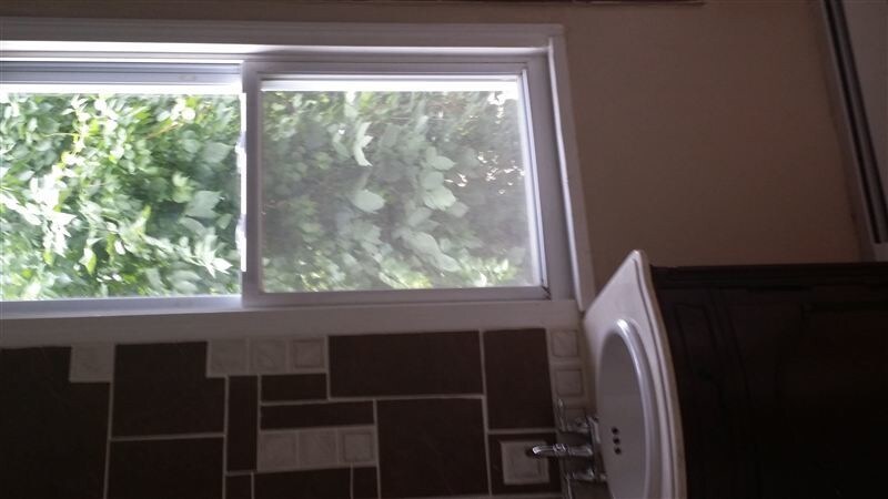 Building Photo - 946 Park St