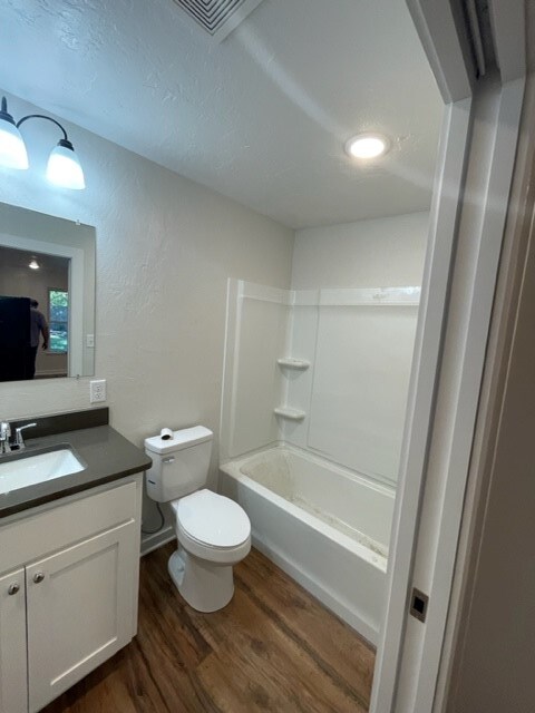 Foto del edificio - 604 S Montgomery St