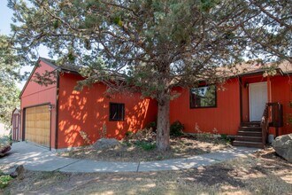 Building Photo - 2741 NE Laramie Way