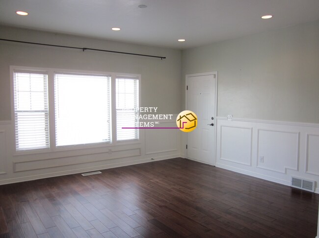 Building Photo - 4 Bedroom South Jordan Home in Daybreak!