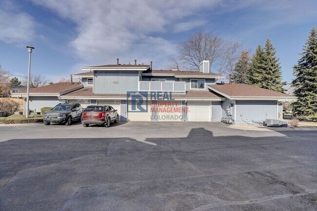 Foto del edificio - 8487 Everett Way