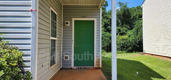 Building Photo - 1745 Carrington Dr
