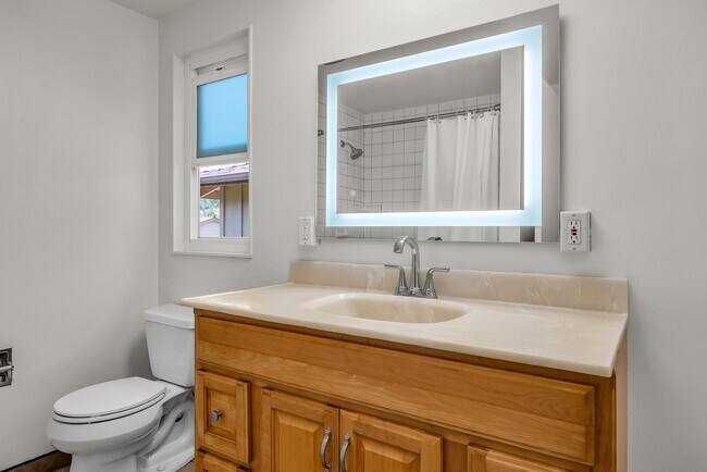 Building Photo - 4076 Tropico Way