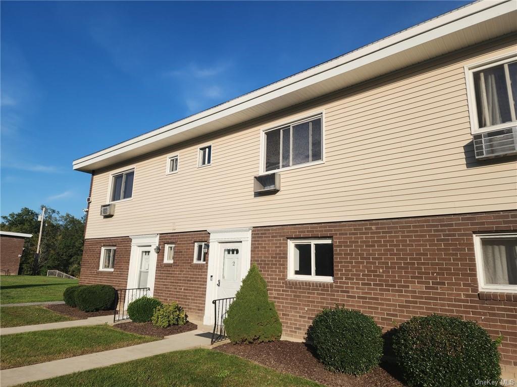 881 Albany Post Rd Unit 2  