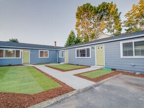 Building Photo - 4801 NE Killingsworth St