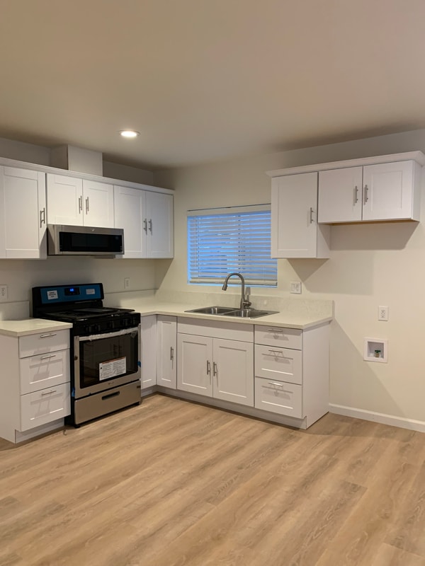 Foto del edificio - 7847 Beck Ave