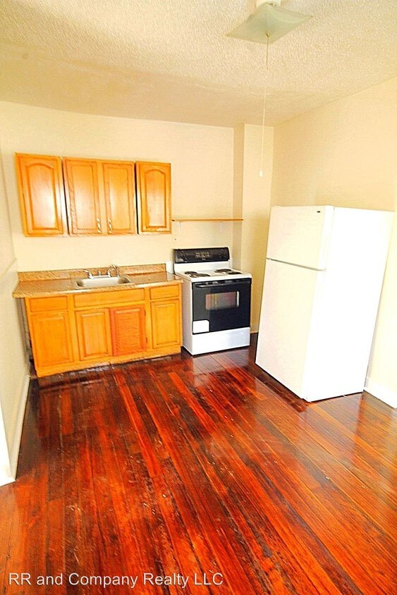 Building Photo - 403 Orange St