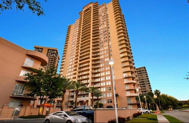 Foto del edificio - 3505 Sage Rd