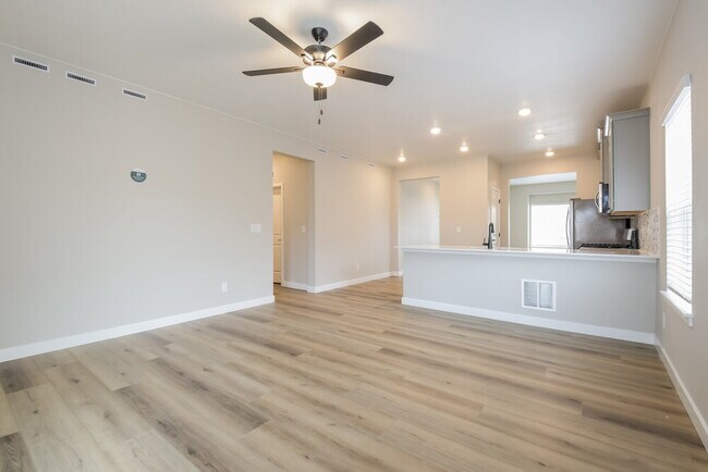 Foto del edificio - 17995 E 94th Ave