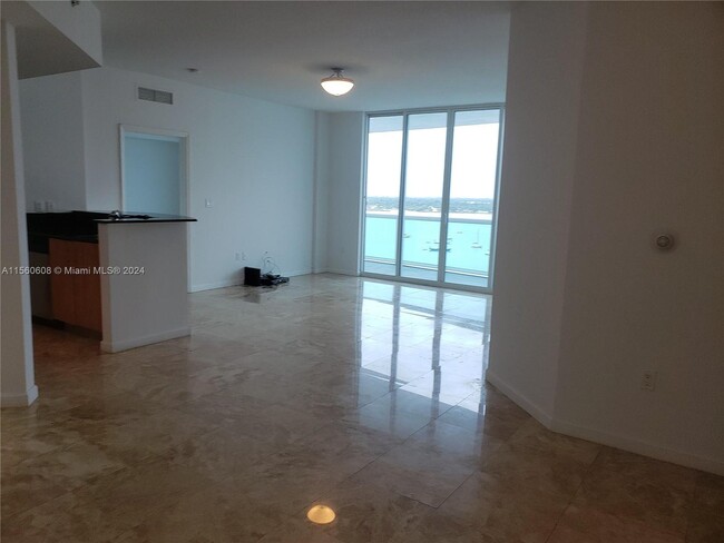 Foto del edificio - 7900 Harbor Island Drive Apt #1216, North ...