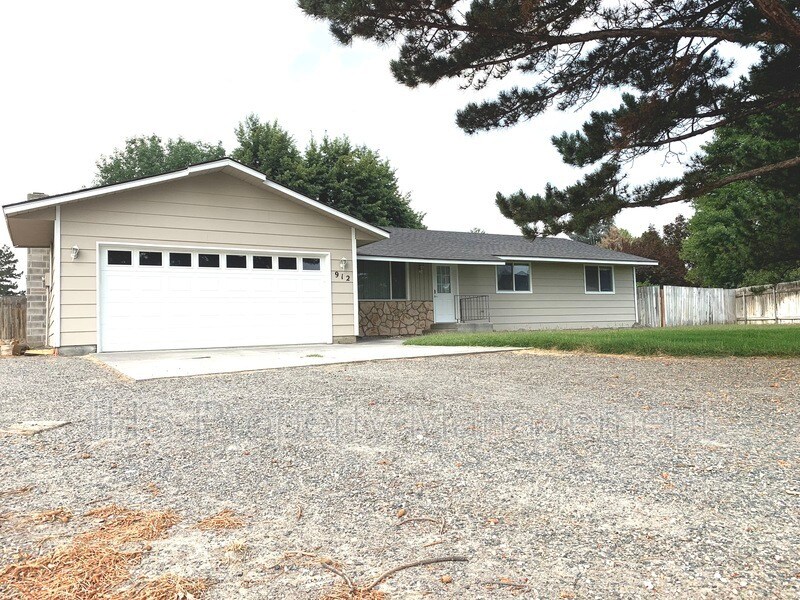 Primary Photo - 912 E Eastlake Dr