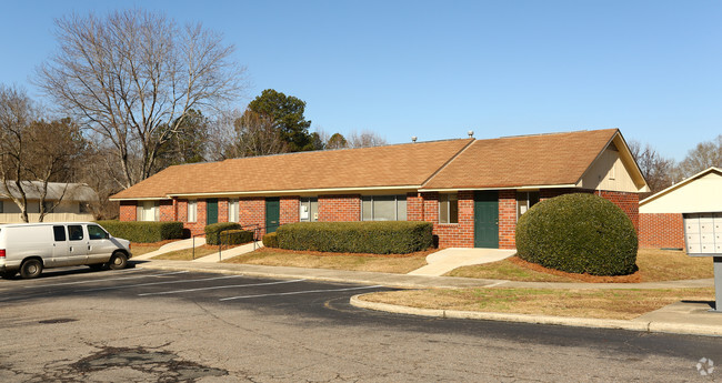 Building Photo - Edisto Plaza Apartments