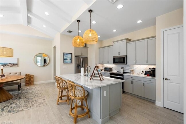 Building Photo - 7136 Saona CT