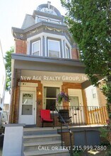 Building Photo - 5036 Cedar Ave