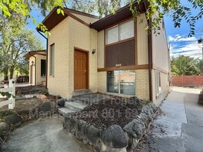 Building Photo - 680 E Malibu Dr