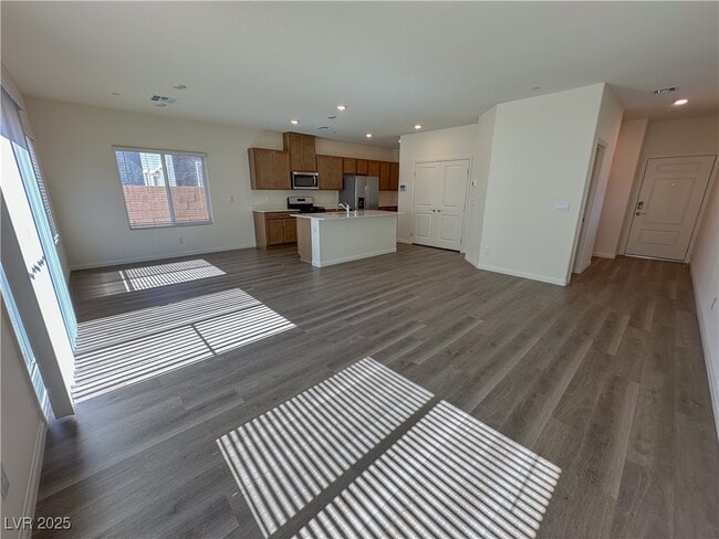 Building Photo - 1138 Northern Cardinal Dr