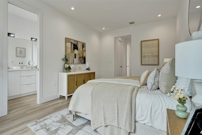 Foto del edificio - 606 SW 7th Ave