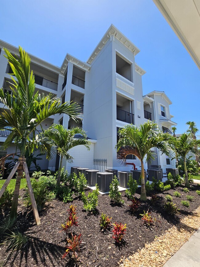 Building Photo - 6034 National Blvd