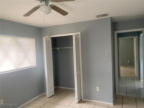 Building Photo - 3008 Santa Barbara Blvd