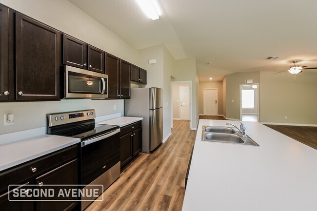 Foto del edificio - 2811 NW 3rd Pl