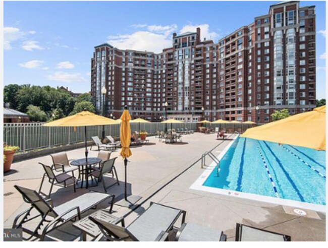 Foto del edificio - 5809 Nicholson Ln