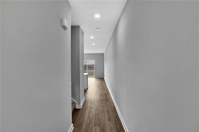 Foto del edificio - 126 Scotland Ln