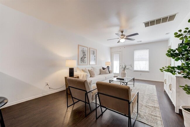 Building Photo - 2172 Buena Vida Ln