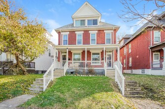 Building Photo - 392-394-394 N Garfield Ave