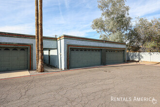 Building Photo - 7152 N 63rd Dr