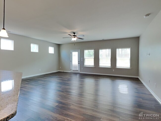 Building Photo - 229 Barbour Farm Ln