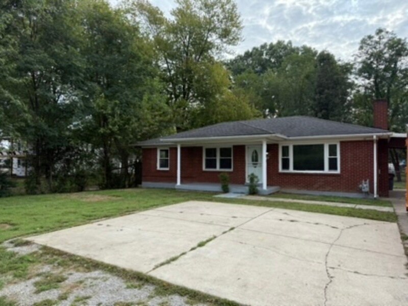 Foto principal - 4749 Cane Run Rd