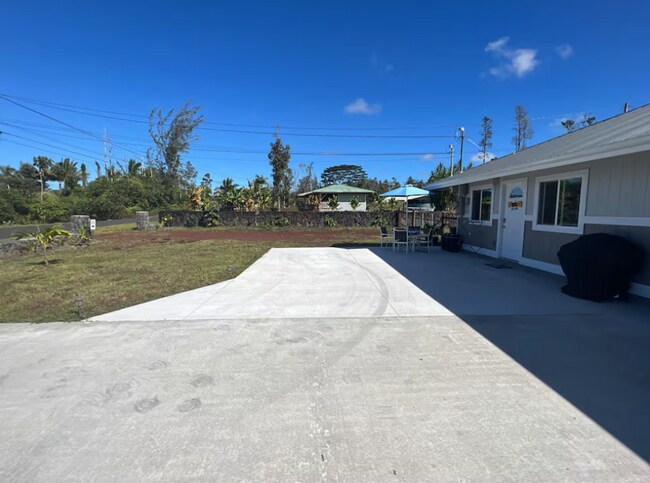 Foto del edificio - Fully Furnished Studio in Hawaiian Paradise Park