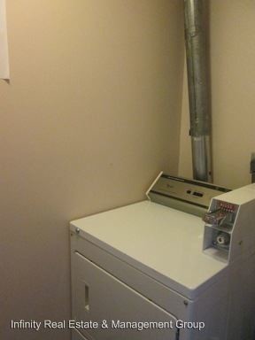 Foto del edificio - 1590-8-1/2 8 1/2 St SE