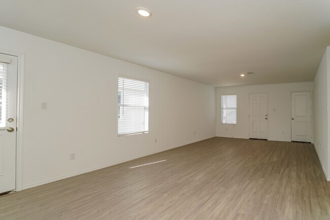 Building Photo - 8831 Barrow Path