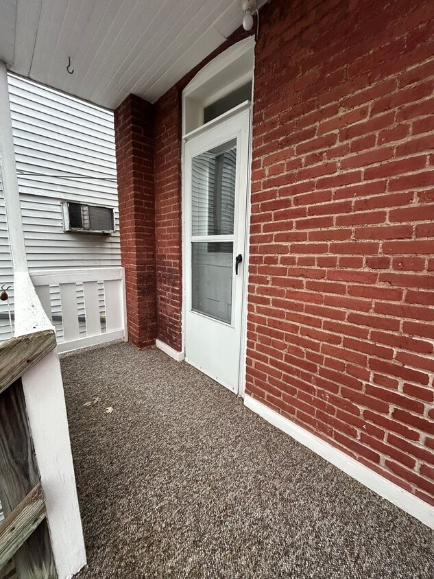 Foto principal - 556 N Plum St