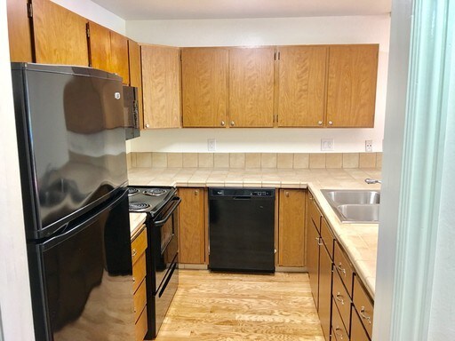 Building Photo - 5400 Mountain Blvd