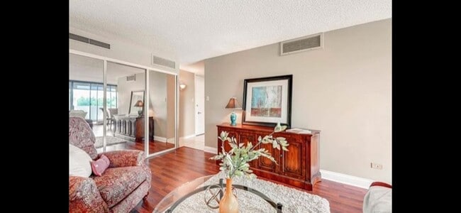 Building Photo - 1250 Humboldt St