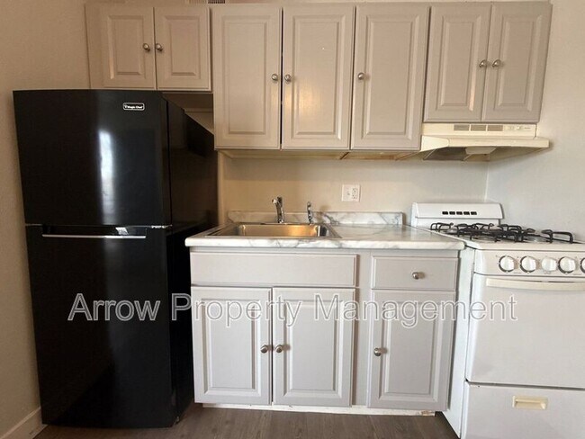 Foto del edificio - 1416 Oakland Rd NE