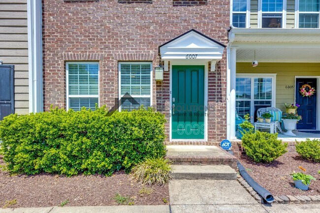 Foto del edificio - 6007 Dupont Cove Dr