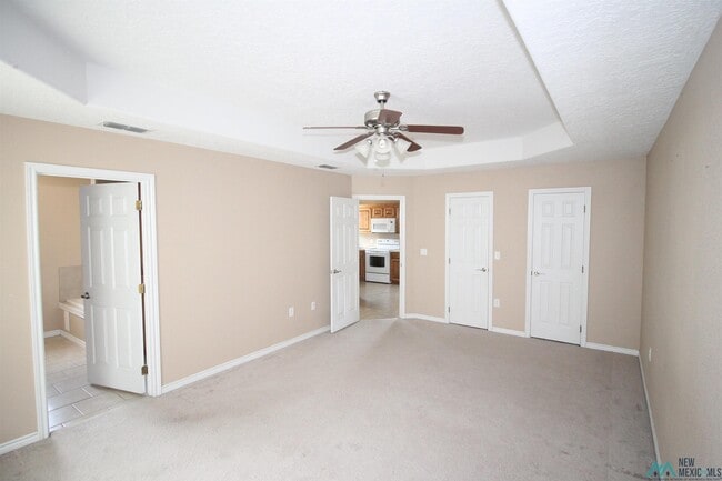 Building Photo - 708A Bison Rd