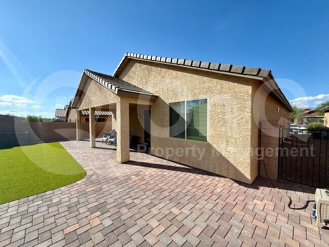 Foto del edificio - 8768 E Stone Meadow Cir