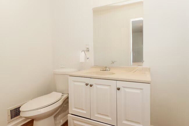 Foto del edificio - 1406 High Meadow Dr